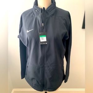 NWT Nike women’s training soft shell jacket